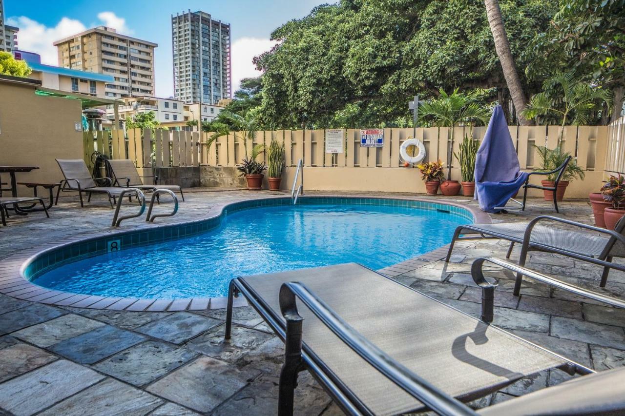 City View Studio With Pool Access In Aloha Surf! 檀香山 外观 照片