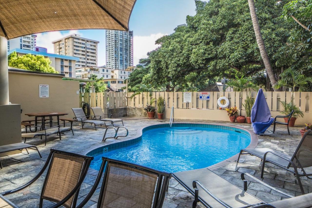 City View Studio With Pool Access In Aloha Surf! 檀香山 外观 照片